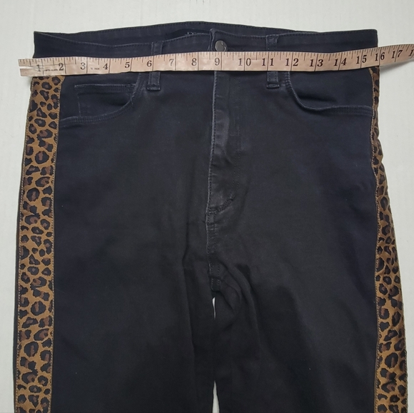 JOE'S The Charlie High Rise Skinny Jean - Picture 12 of 16